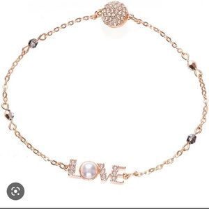 Never worn ✨ Swarovski women’s bracelet remix rose gold tone plated Crystal